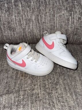 Nike Court Borough Low 2 toddler sneaker